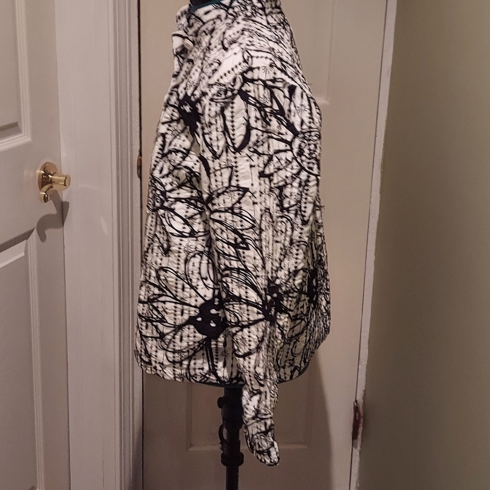 C J Banks Women's Jacket - Picture 2 of 10